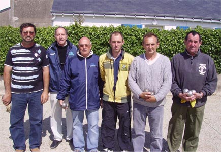 triplette quiberon locmiquelic en coupe de petanque
