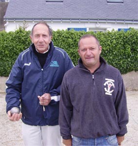 Guy Cadieu president de quiberon petanque et Stephane Norcy