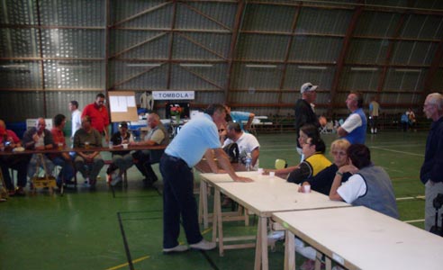 andre morice tient la buvette