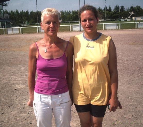 Michèle et Sophie, lors de la journée de la Femme ffpjp à Mauron