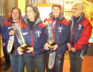 Les finalistes de l'ASPTT Vannes Pétanque en doublette féminine