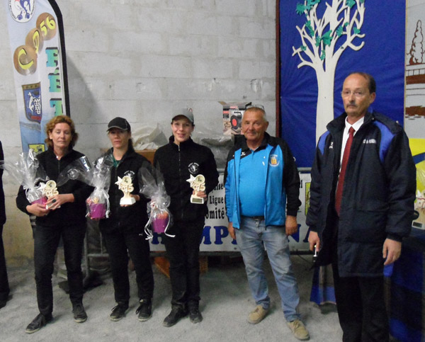 joueuses de petanque saint grave